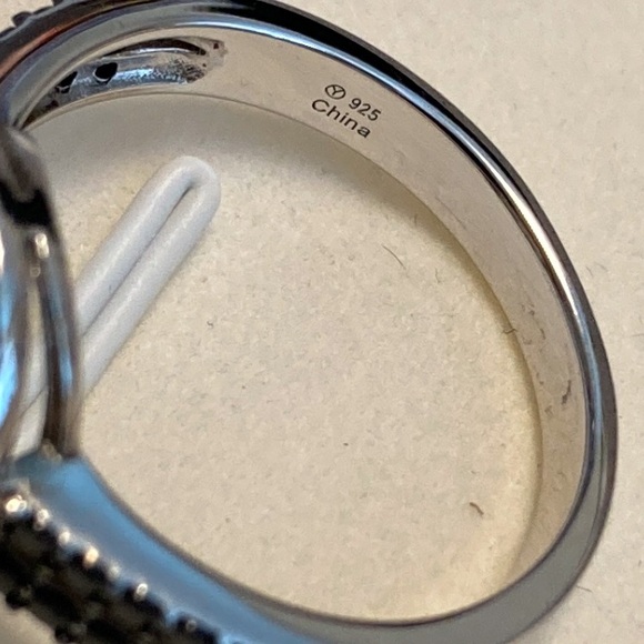 Opal & Black Spinel - Picture 4 of 12